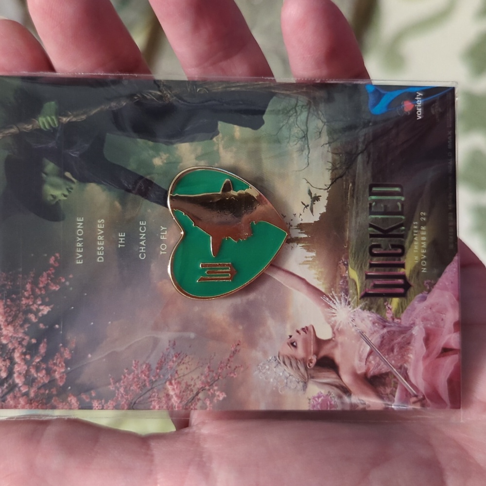 Wicked Musical Enamel Pins - Pink & Green - Picture 4 of 5
